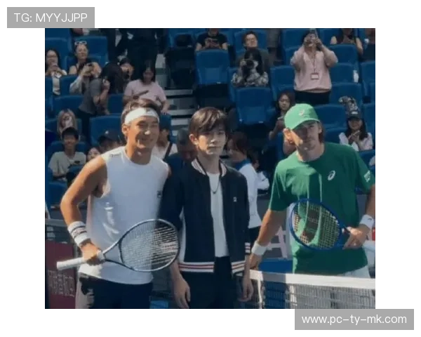 易烊千玺中网挑边嘉宾,明星效应助推网球破圈传播